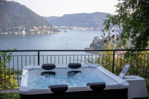 Villa amazing lake view with jacuzzi, private garden and gym Cernobbio